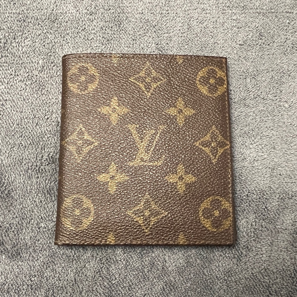 Rare Vintage Louis Vuitton Monogram Men’s Wallet